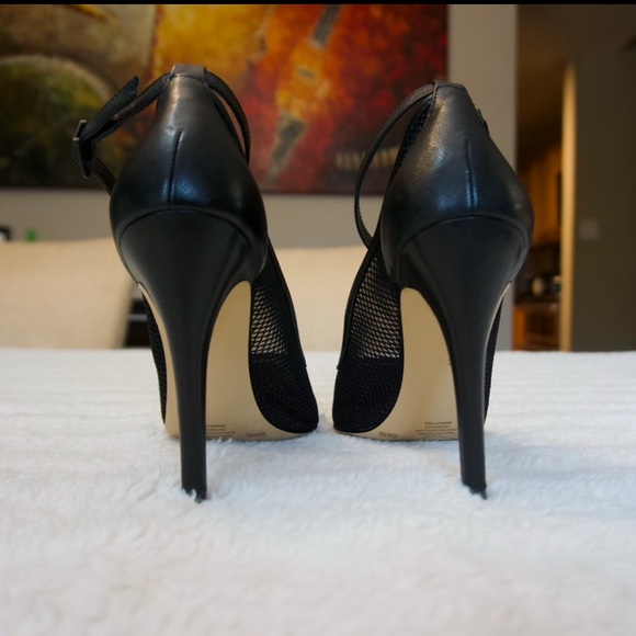 BCBGeneration Women’s Cynthia Pumps - Black - Picture 4 of 10